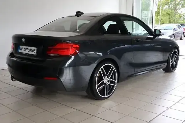Gebraucht BMW 225 M Sport 224 PS (164 kW) 2016 Saphirschwarz Coupé