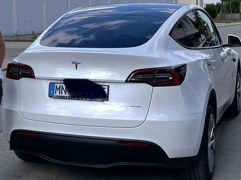 Gebraucht Tesla Model Y 378 kW (514 PS) 2022 Weiß SUV