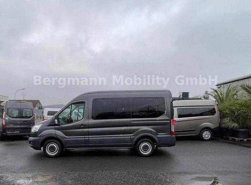 Gebraucht Ford Transit 131 PS (96 kW) 2018 Grau Van / Kleinbus