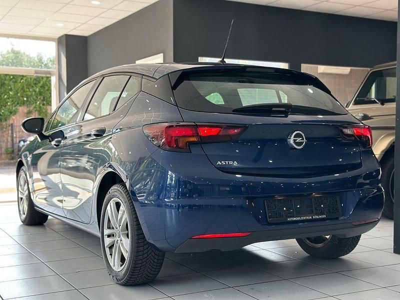 Gebraucht Opel Astra Edition 131 PS (96 kW) 2021 Blau Limousine