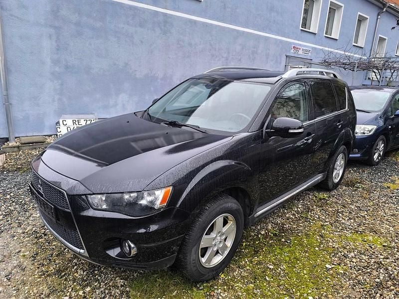 Schwarz Gebraucht 2010 Mitsubishi Outlander Invite SUV | 4.200 € (Guter Preis) - Bild 1/4