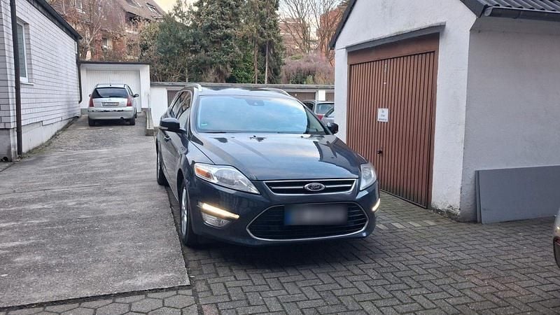 Gebraucht Ford Mondeo Titanium S 163 PS (119 kW) 2014 Grau Kombi