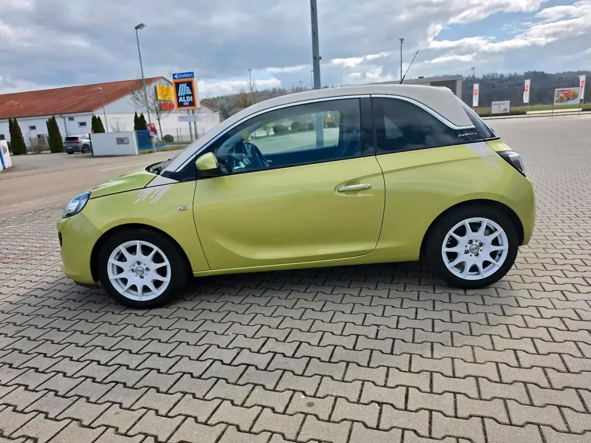 Second-hand Opel Adam 87 CP (63 kW) 2014 Verde Hatchback