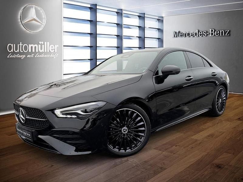 Schwarz Gebraucht 2024 Mercedes CLA180 AMG Limousine | 35.430 € (Etwas zu teuer) - Bild 1/3