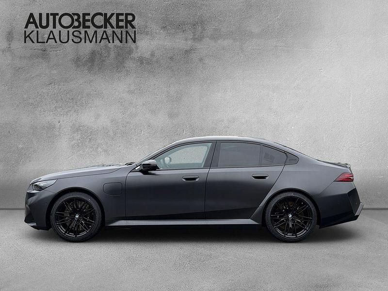 Neu BMW M5 Comfort Edition 727 PS (534 kW) 2026 Grau Limousine