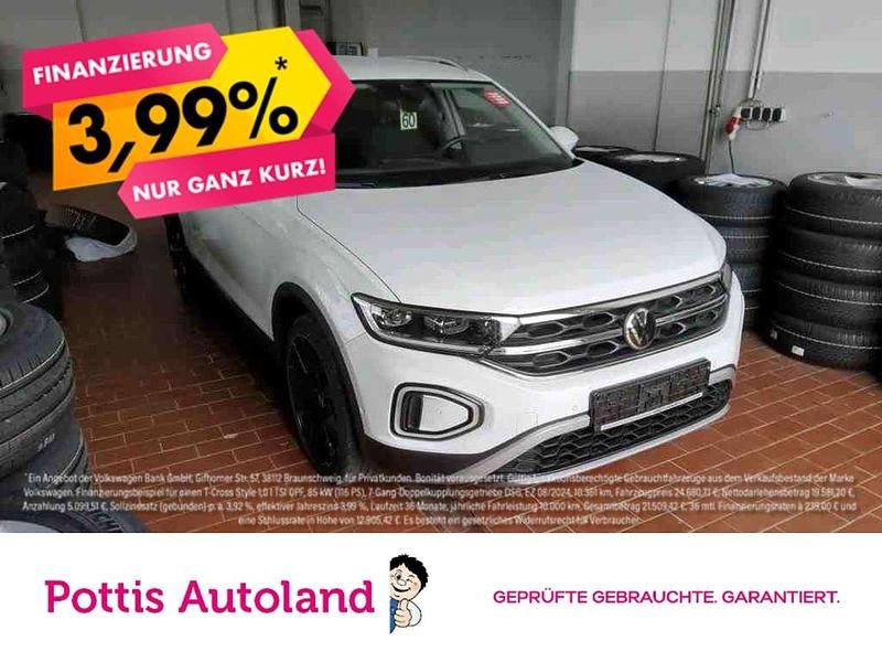 Weiss Gebraucht 2022 VW T-Roc Style SUV | 24.977 € (Guter Preis) - Bild 1/3