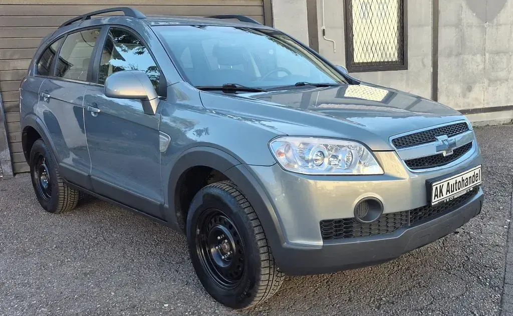Gebraucht Chevrolet Captiva LS 136 PS (100 kW) 2009 Grau SUV