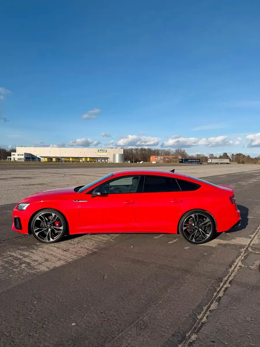 Gebraucht Audi S5 Sportback Ambiente 347 PS (255 kW) 2020 Rot Kleinwagen