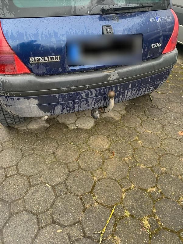 Gebraucht Renault Clio II 90 PS (66 kW) 2000 Blau Kleinwagen