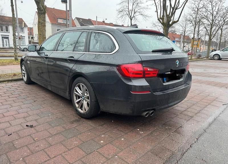 Gebraucht BMW 525 204 PS (150 kW) 2010 Schwarz Kombi