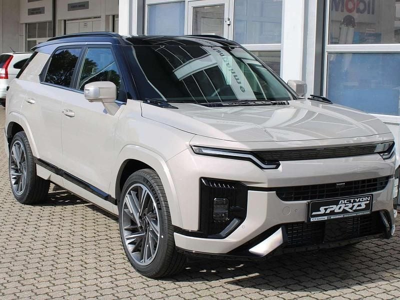 Latte greige 2 tone Neu 2025 Ssangyong (KGM) Actyon SUV | 41.500 € - Bild 1/4
