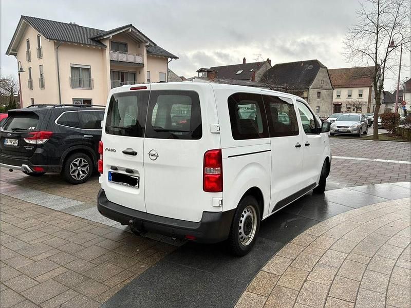 Gebraucht Opel Vivaro Edition 150 PS (110 kW) 2020 Weiß Van / Kleinbus