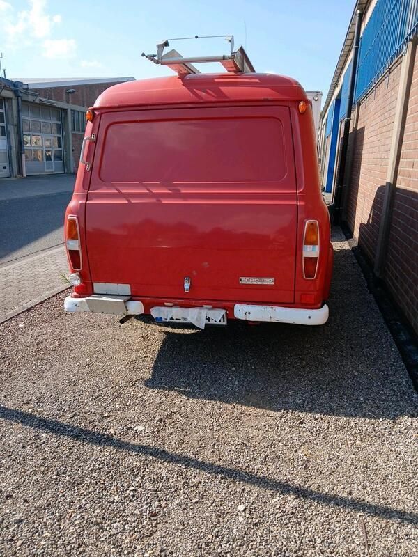 Rot Gebraucht 1975 Ford Transit Van / Kleinbus | 5.500 € - Bild 1/4