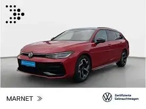 Gebraucht VW Passat R-line 265 PS (194 kW) 2025 Chilirot metallic/grenadillsch Kombi