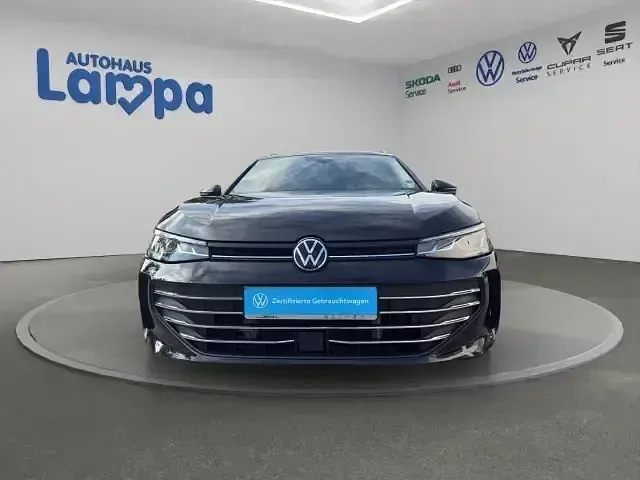 Gebraucht VW Passat Business 150 PS (110 kW) 2025 Schwarz Kombi