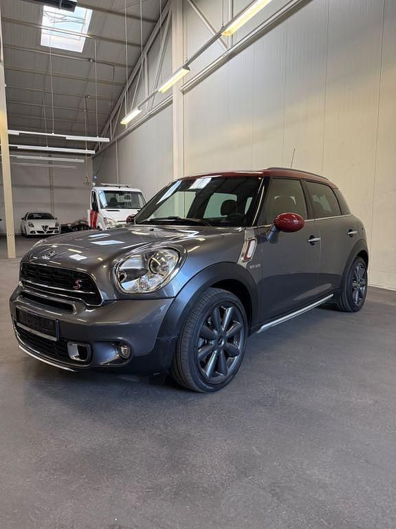 Grau Gebraucht 2016 Mini Park Lane Countryman Chili SUV | 16.999 € - Bild 1/4