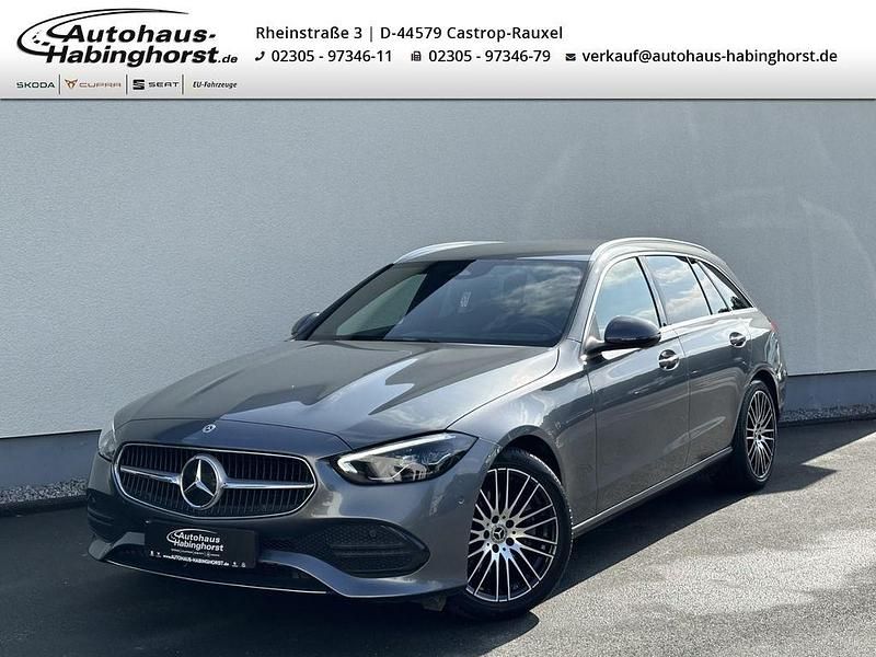 Grau Gebraucht 2021 Mercedes C200 Avantgarde Kombi | 29.490 € (Fairer Preis) - Bild 1/3