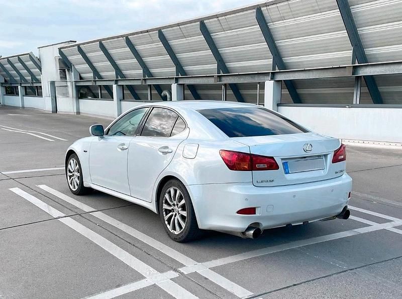 Gebraucht Lexus IS250 206 PS (151 kW) 2006 Weiß Limousine