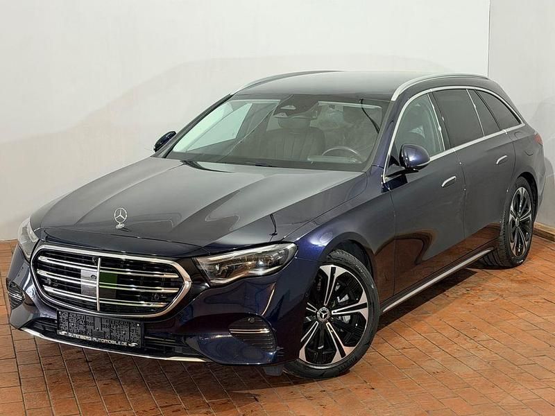 Gebraucht Mercedes E300 204 PS (150 kW) 2024 Other Limousine