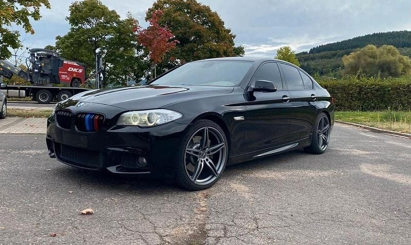 Gebraucht BMW 525 M Sport 204 PS (150 kW) 2010 Schwarz Limousine