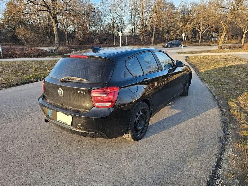 Gebraucht BMW 116 136 PS (100 kW) 2013 Schwarz Kleinwagen