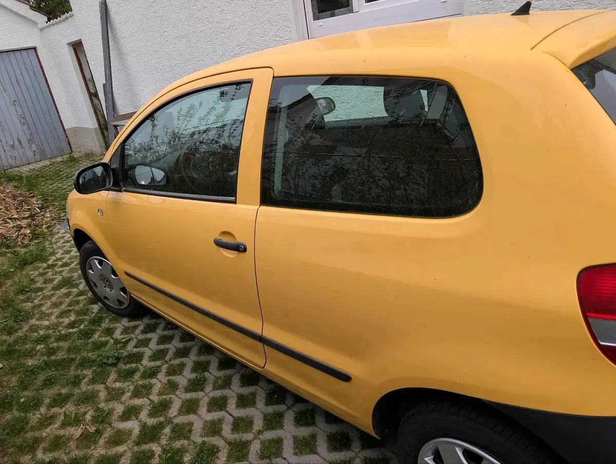 Usata VW Fox 55 CV (40 kW) 2007 Giallo Utilitaria