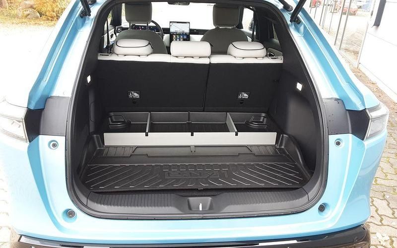 Gebraucht Honda e:Ny1 Advance 150 kW (204 PS) 2023 Auqa topaz SUV