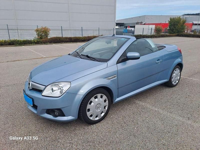 Blau Gebraucht 2005 Opel Tigra Enjoy Cabrio | 2.900 € (Fairer Preis) - Bild 1/4