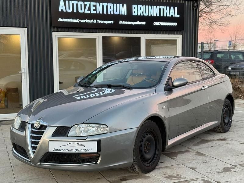Gebraucht Alfa Romeo GT Distinctive 166 PS (122 kW) 2009 Grau Coupé