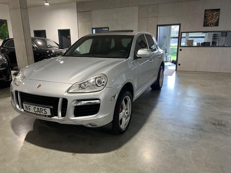 Silber Gebraucht 2007 Porsche Cayenne Turbo SUV | 19.990 € (Fairer Preis) - Bild 1/4