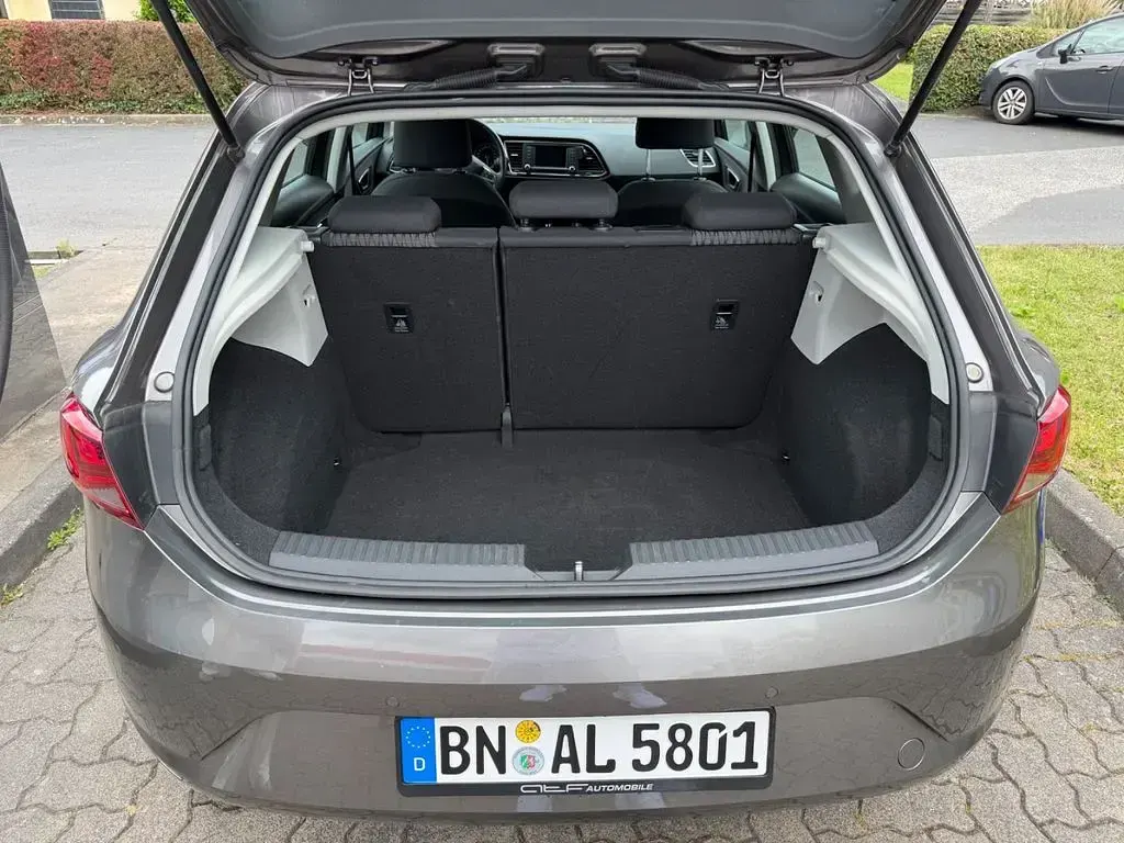Gebraucht Seat Leon Style 122 PS (89 kW) 2014 Grau Limousine