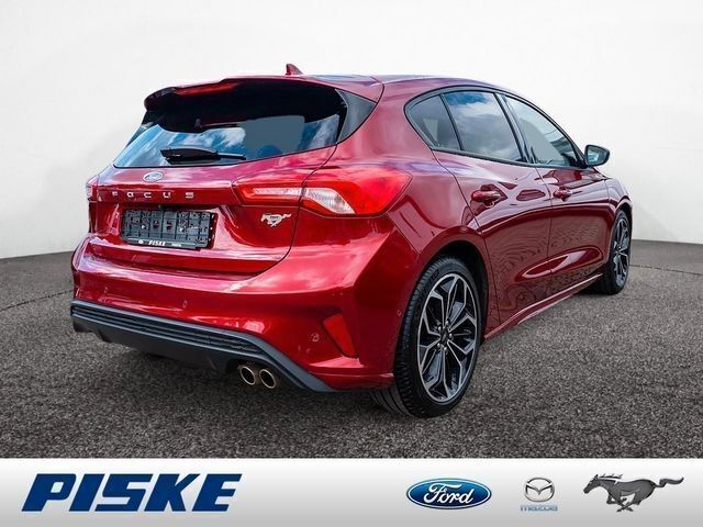 Gebraucht Ford Focus ST-Line 150 PS (110 kW) 2020 Rot Limousine