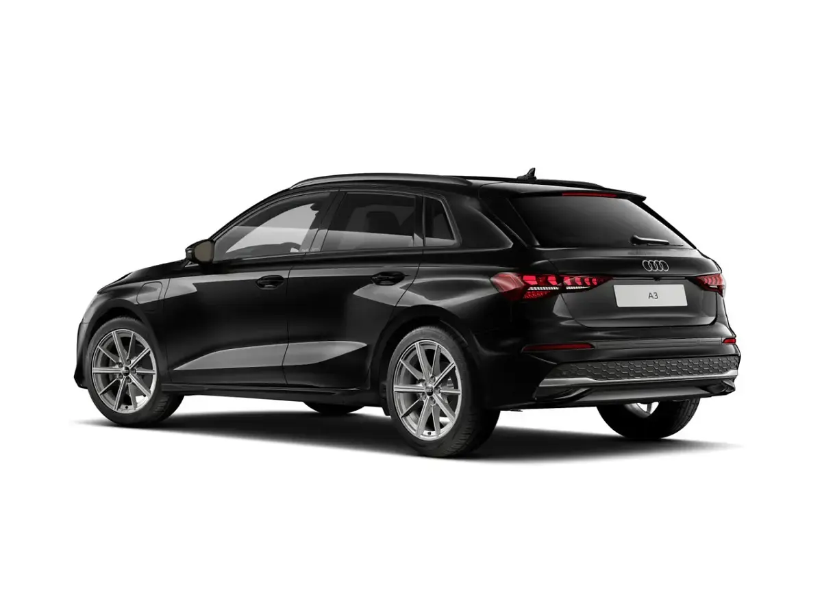 Gebraucht Audi A3 Sportback e-tron Comfort 204 PS (150 kW) 2025 Mythosschwarz metallic (metallic) Kleinwagen