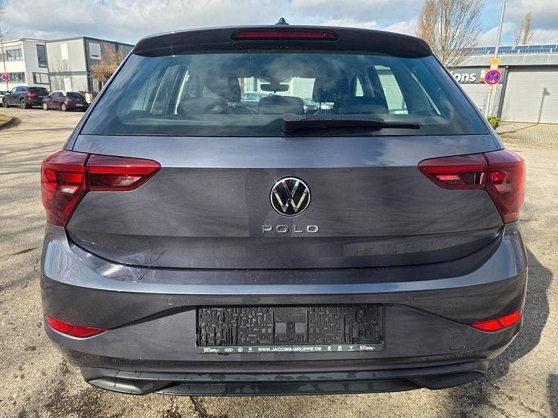 Gebraucht VW Polo Life 95 PS (69 kW) 2023 Grau Kleinwagen