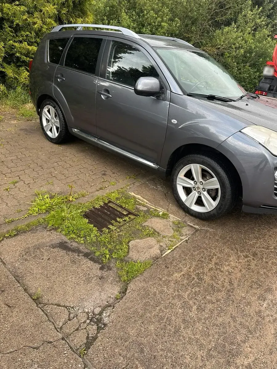 Gebraucht Peugeot 4007 156 PS (114 kW) 2010 Grau SUV