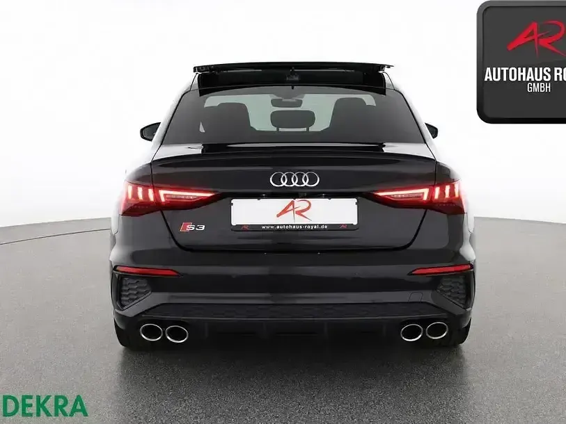 Gebraucht Audi S3 Ambiente 310 PS (228 kW) 2022 Schwarz Limousine