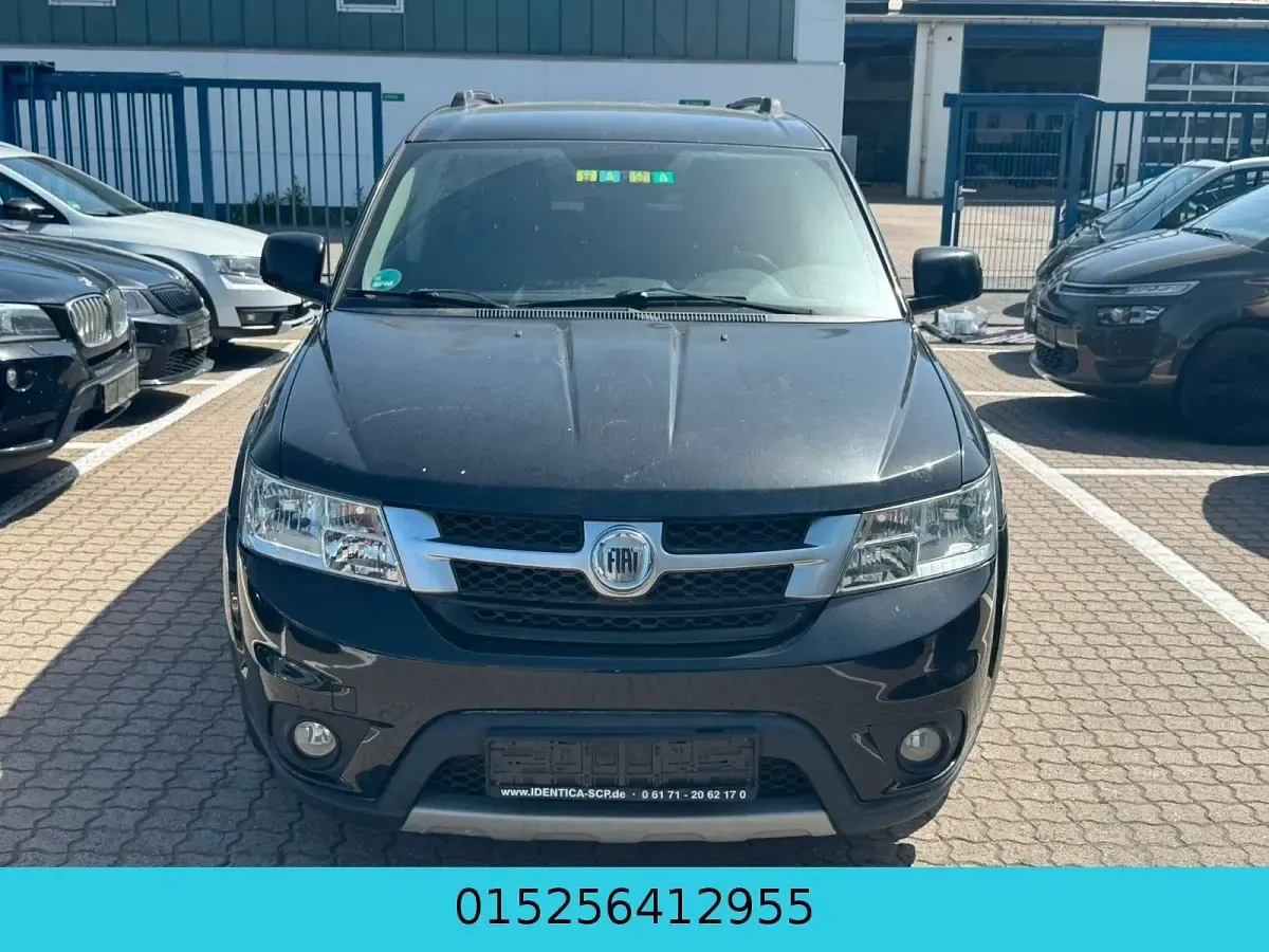 Gebraucht Fiat Freemont Lounge 170 PS (125 kW) 2012 Schwarz SUV