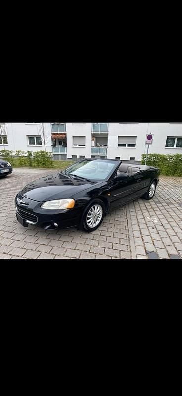 Gebraucht Chrysler Sebring Cabriolet 141 PS (103 kW) 2002 Schwarz Cabrio
