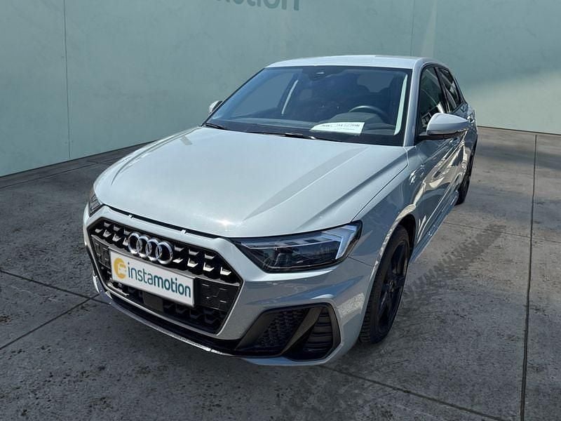 Grau Gebraucht 2024 Audi A1 S-Line Kleinwagen | 25.449 € (Guter Preis) - Bild 1/4