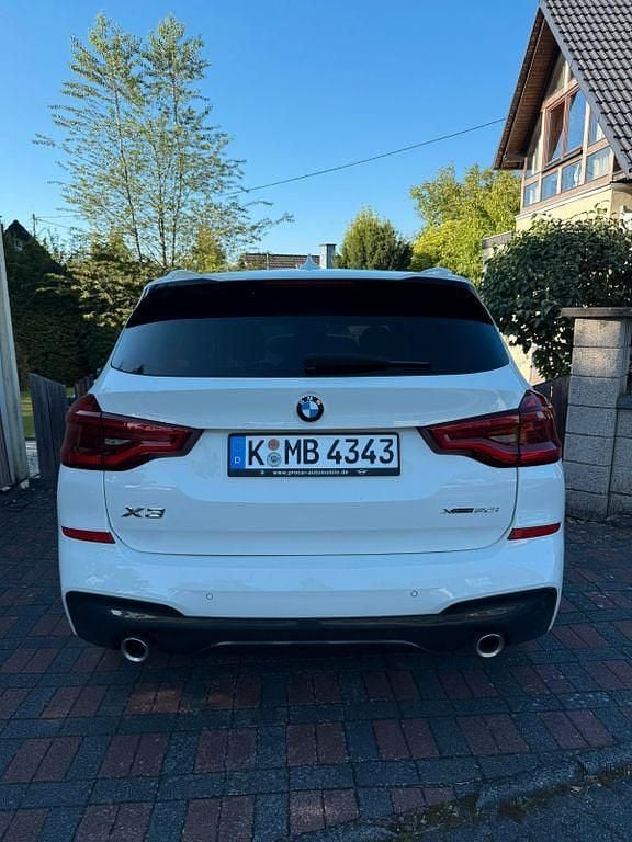 Weiß Gebraucht 2019 BMW X3 Comfort Edition SUV | 25.900 € (Superpreis) - Bild 1/4
