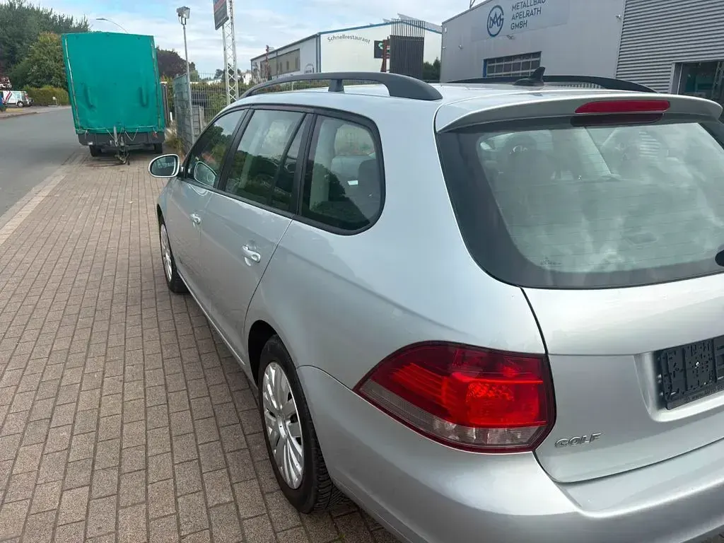Gebraucht VW Golf VI Trendline 105 PS (77 kW) 2010 Silber Kombi