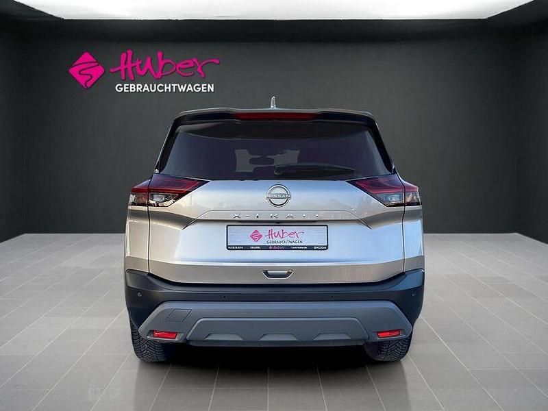 Gebraucht Nissan X-Trail N-Connecta 163 PS (119 kW) 2023 Silber SUV