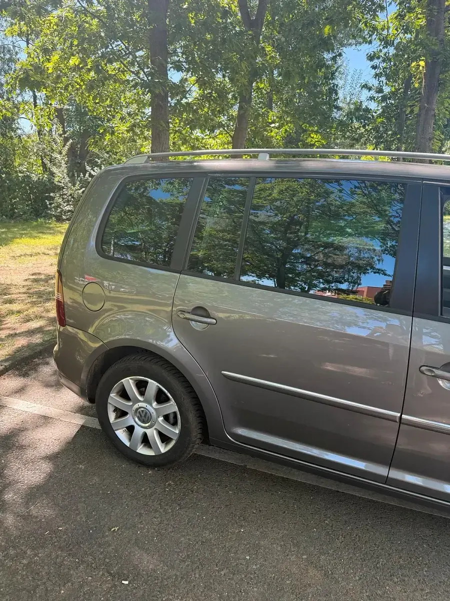 Gebraucht VW Touran 170 PS (125 kW) 2007 Grau Van / Kleinbus