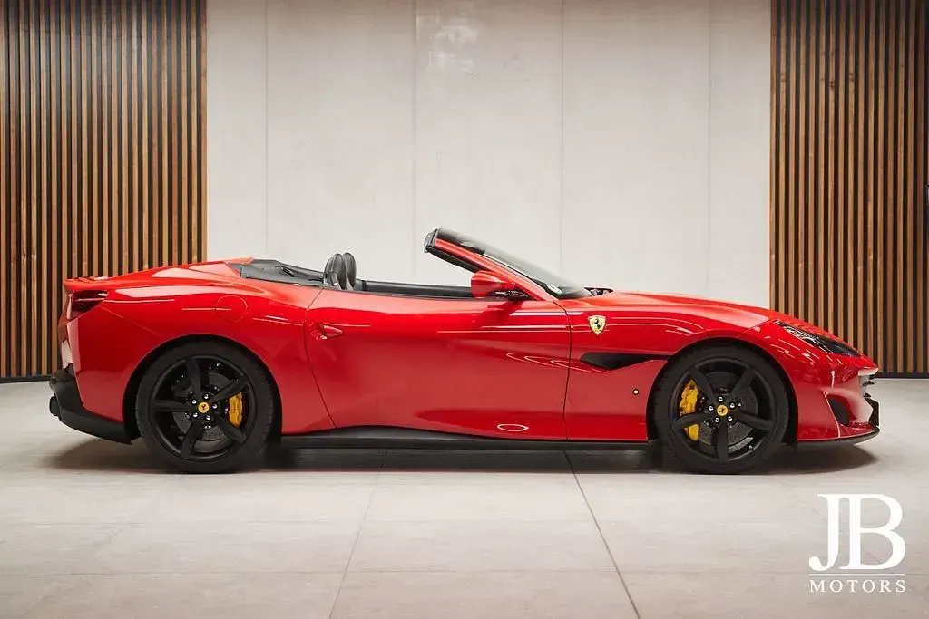 Gebraucht Ferrari Portofino 600 PS (441 kW) 2020 Rosso corsa Cabrio