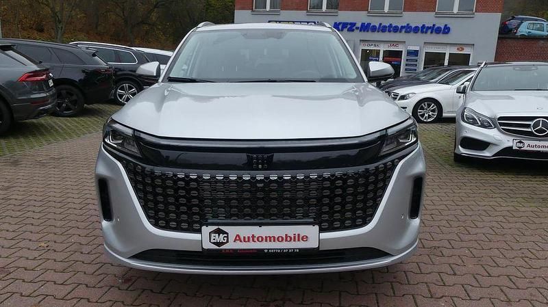 Neu DFSK E5 177 PS (130 kW) 2025 Silber SUV