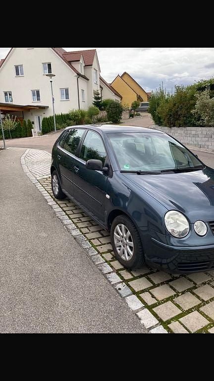 Gebraucht VW Polo Cricket 75 PS (55 kW) 2004 Grau Kleinwagen