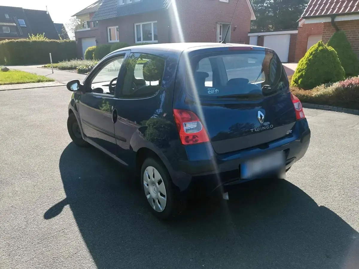 Second-hand Renault Twingo 58 CP (42 kW) 2007 Albastru Hatchback