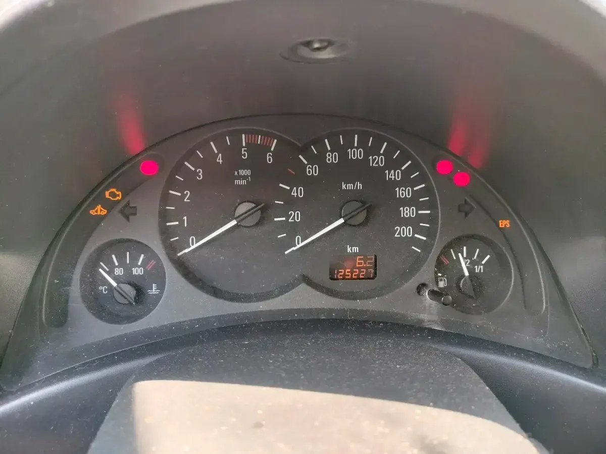 Occasion Opel Combo 101 ch (74 kW) 2010 Orange Monospace