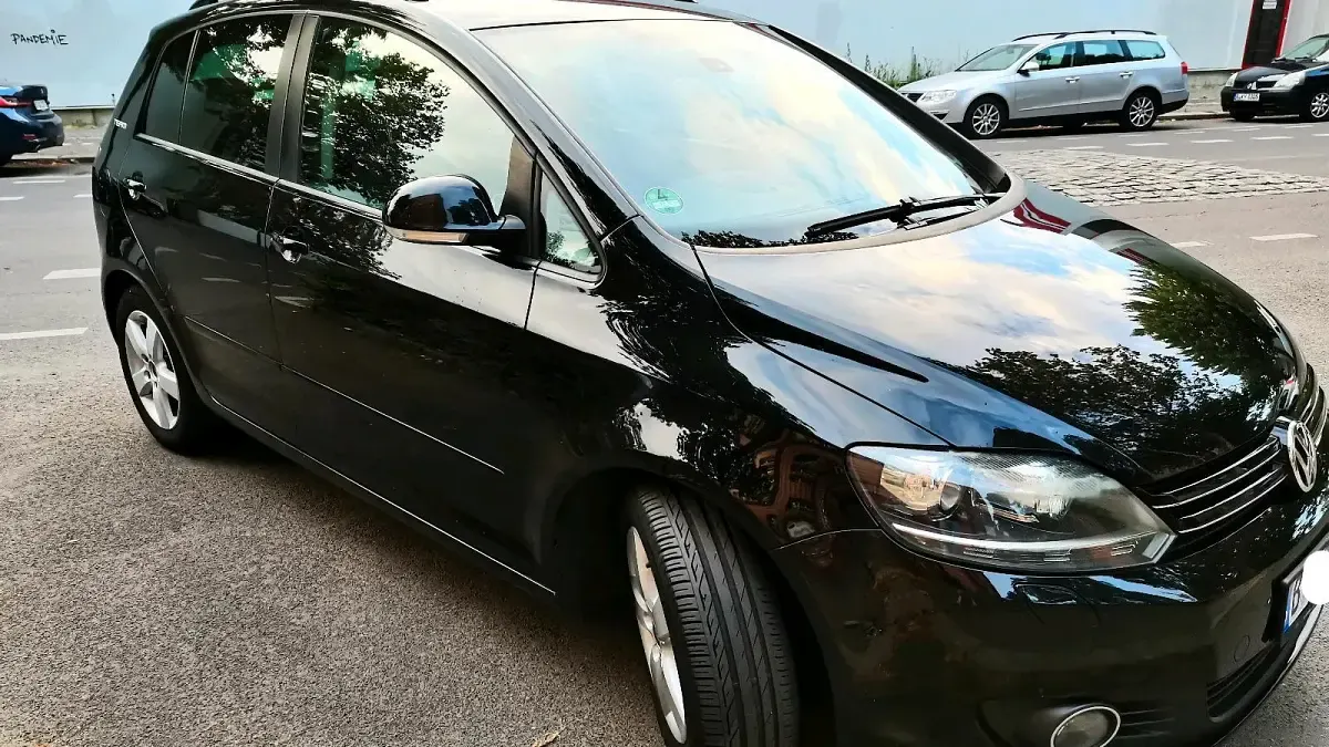 Gebraucht VW Golf VI Team 140 PS (102 kW) 2010 Schwarz Kleinwagen