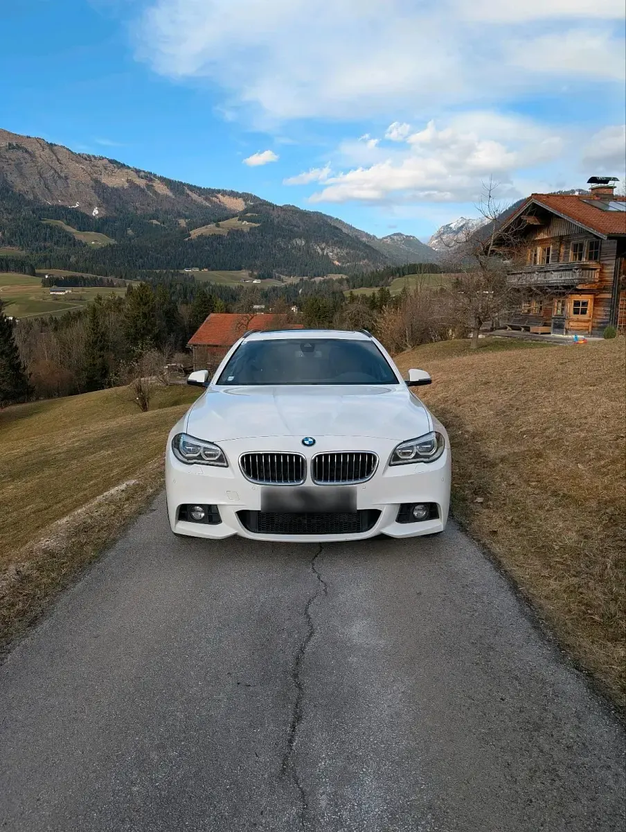 Gebraucht BMW 530 M Sport 258 PS (189 kW) 2014 Weiß Kombi